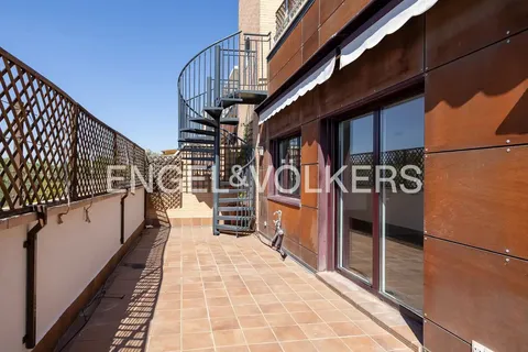 Appartamento 147 m² a Madrid
