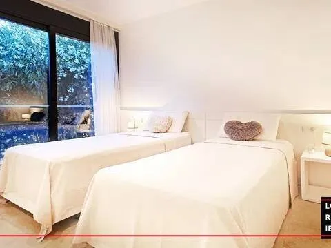 Maison 500 m² à Sant Antoni de Portmany