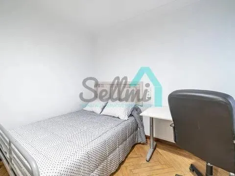 Pis de 136 m² a Oviedo