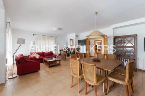 Casa de 350 m² a Petrés
