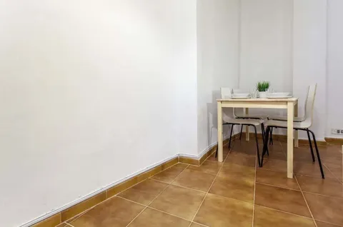 Room for rent, Mislata