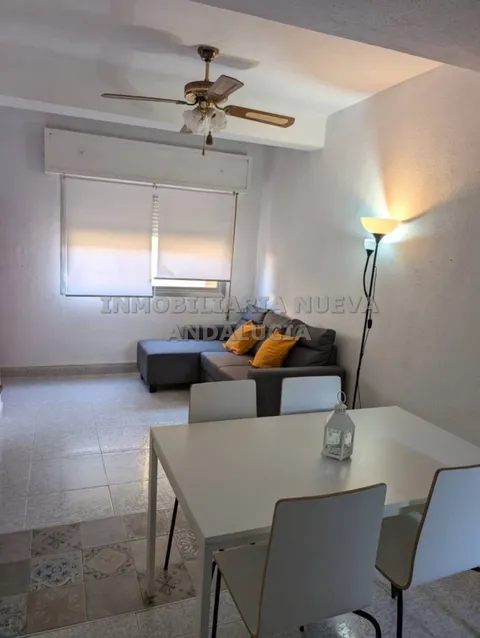 Pis de 75 m² a Almeria