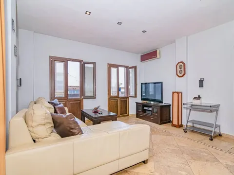 Casa de 350 m² a Las Gabias (2/44)