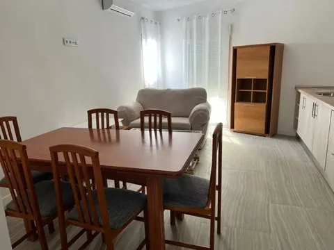 Appartamento 45 m² a Villafranca de los Caballeros (2/8)