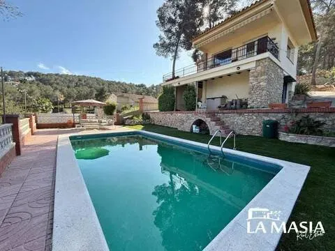 Casa de 178 m² en Olivella