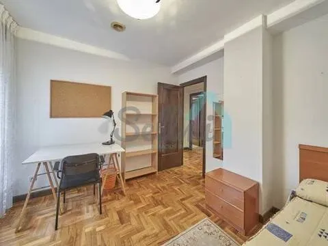 Pis de 123 m² a Oviedo