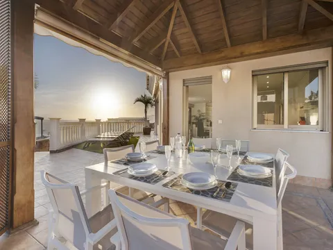 Pis de 300 m² a Santiago del Teide (2/24)
