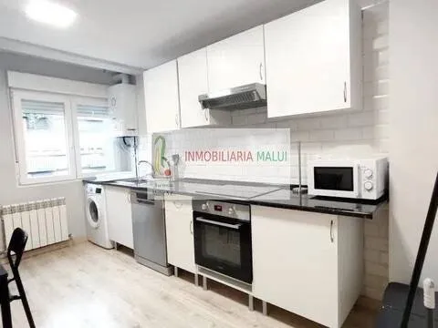 Pis de 80 m² a Oviedo