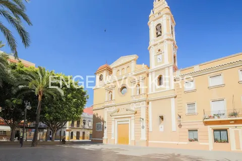 Pis de 87 m² a València