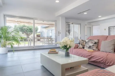 Wohnung 515 m² in Roquetas de Mar