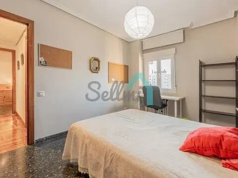 Appartamento 93 m² a Oviedo