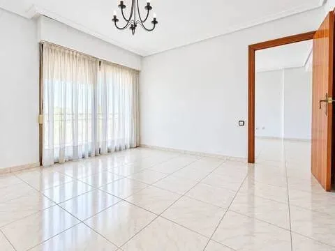Wohnung 105 m² in Alicante