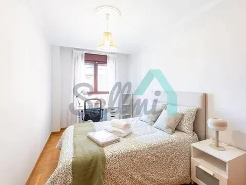 Pis de 91 m² a Oviedo
