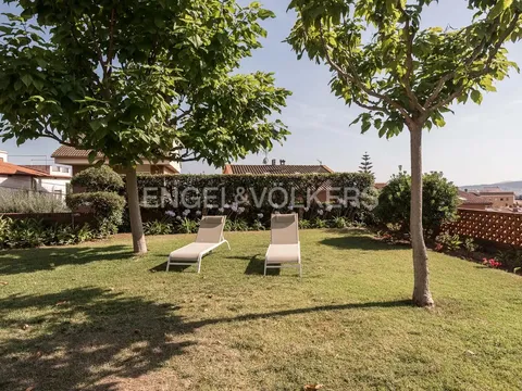 Будинок 151 м² у Sant Just Desvern