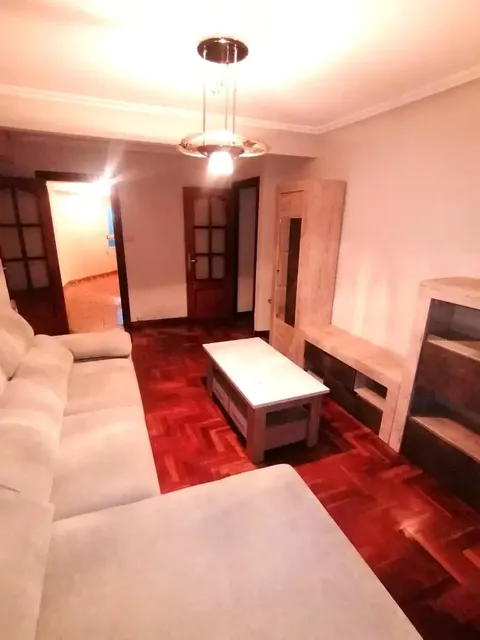 Pis de 80 m² a Gijón