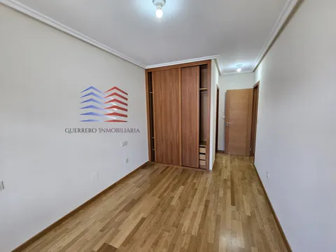 Pis de 147 m² a Ourense