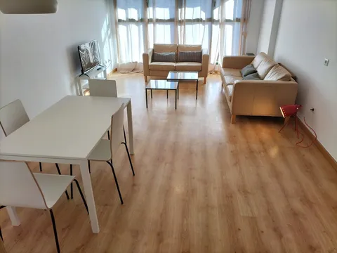 Chambre à louer, Valence