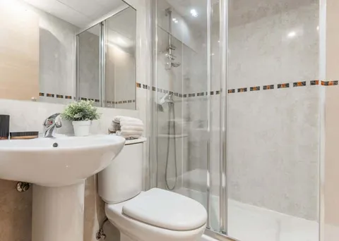Zimmer zur Miete, Madrid