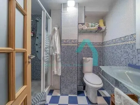 Pis de 84 m² a Oviedo