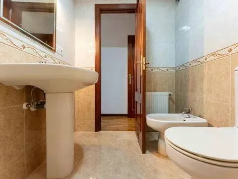Wohnung 96 m² in Gijón / Xixón