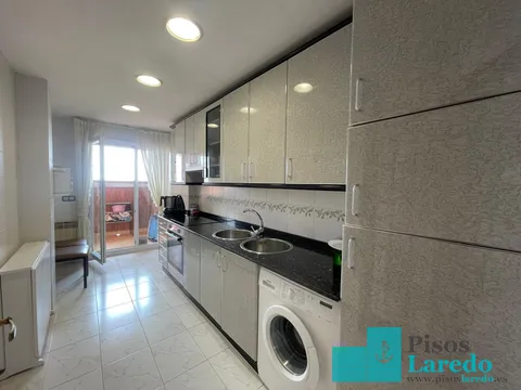 Wohnung 120 m² in Laredo