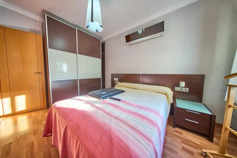 Flat 85 m² in Granada