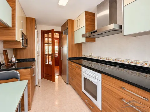 Pis de 100 m² a Almeria