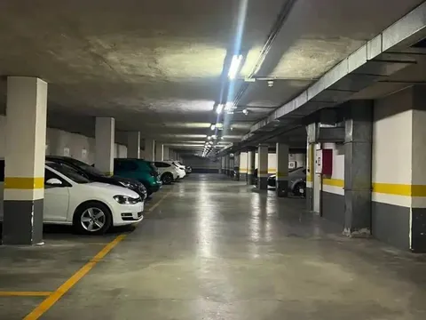 Wohnung 120 m² in Granada