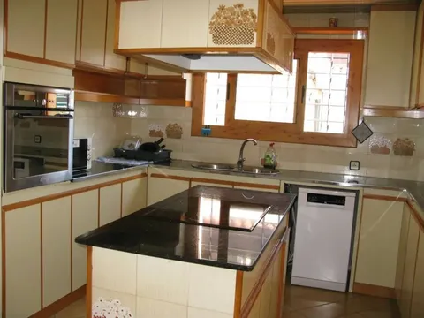 Casa de 186 m² en Cerdanyola del Vallès (3/31)
