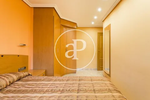 Wohnung 110 m² in Valencia