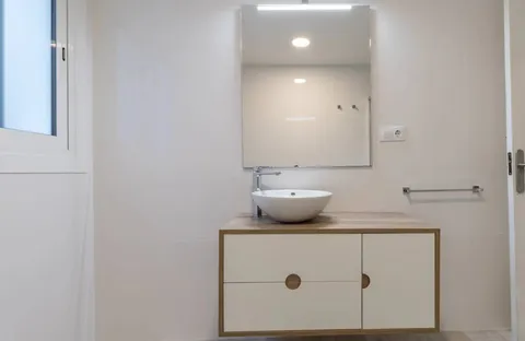 Chambre à louer, Valence