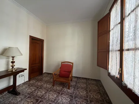 Casa de 236 m² a Rafelbunyol