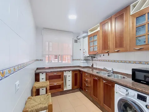 Wohnung 78 m² in Granada