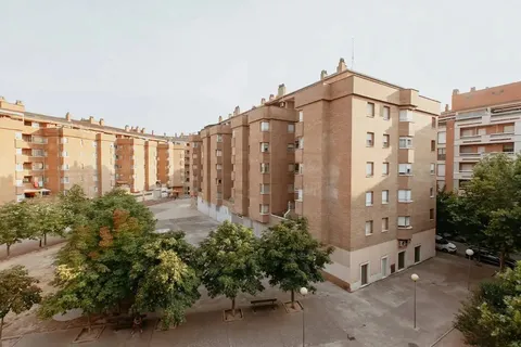 Pis de 90 m² a Osca
