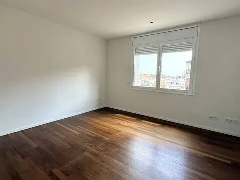 Wohnung 323 m² in Barcelona