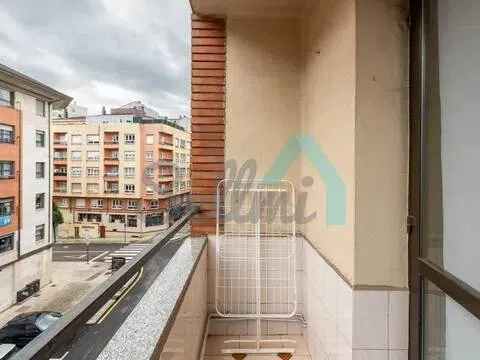 Pis de 127 m² a Oviedo