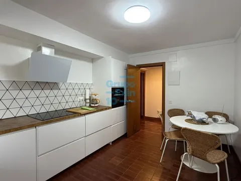 Pis de 100 m² a Sant Sebastià (2/14)