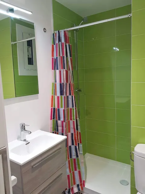 Habitació de lloguer, Girona