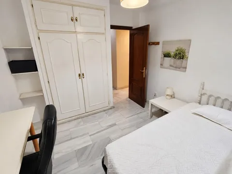 Pis de 90 m² a Còrdova