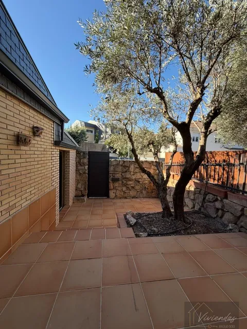 Casa de 380 m² a Pozuelo de Alarcón (2/38)
