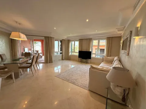 Pis de 180 m² a San Roque