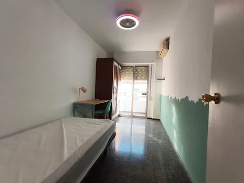 Habitació de lloguer, Burjassot