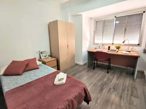 Habitació de lloguer, Burjassot
