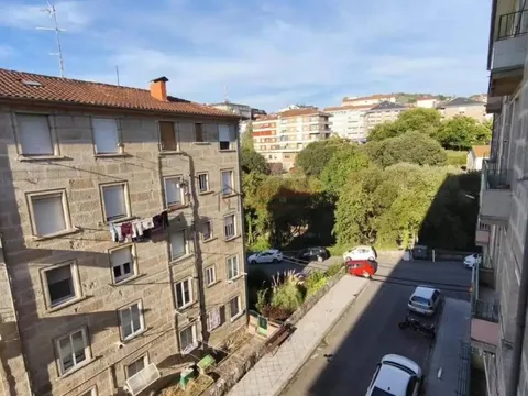 Pis de 65 m² a Ourense