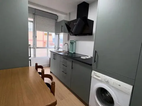 Pis de 82 m² a Ourense
