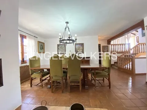 Appartement 380 m² à Nàquera / Náquera