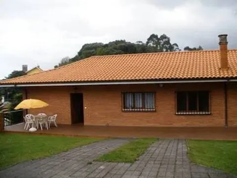 Appartement 100 m² à Llanes