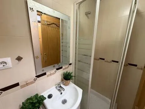 Room for rent, Madrid