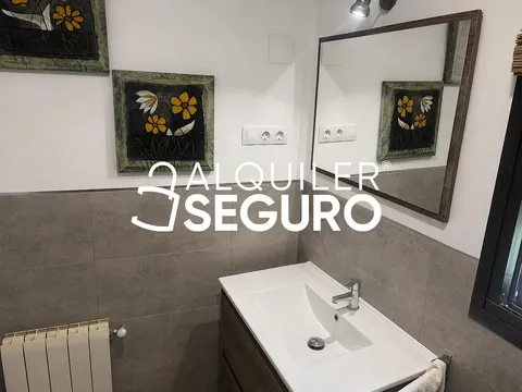 Haus 100 m² in Lozoyuela-Navas-Sieteiglesias