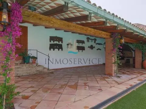 Casa de 500 m² a Sant Cugat del Vallès